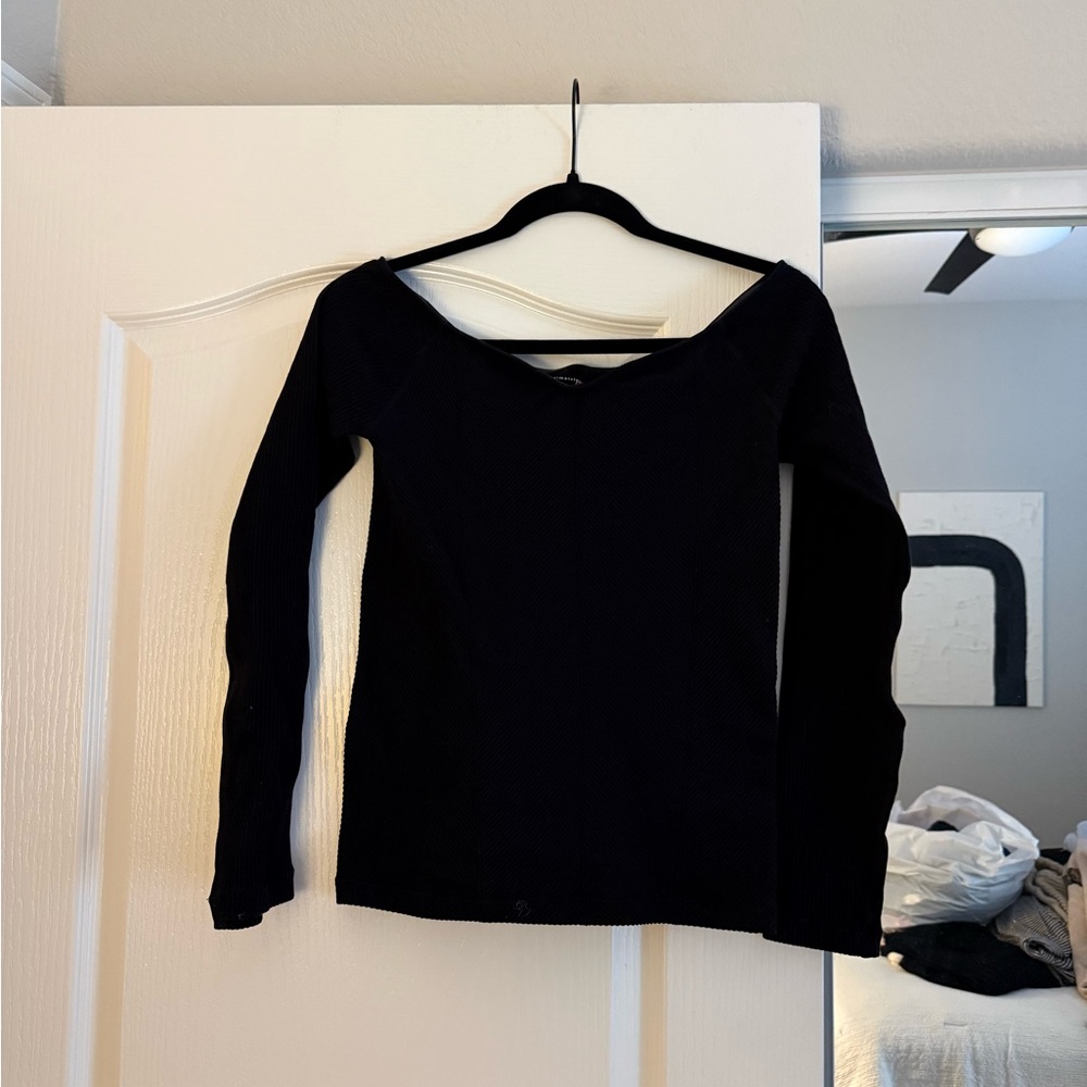 Black Long Sleeve Top